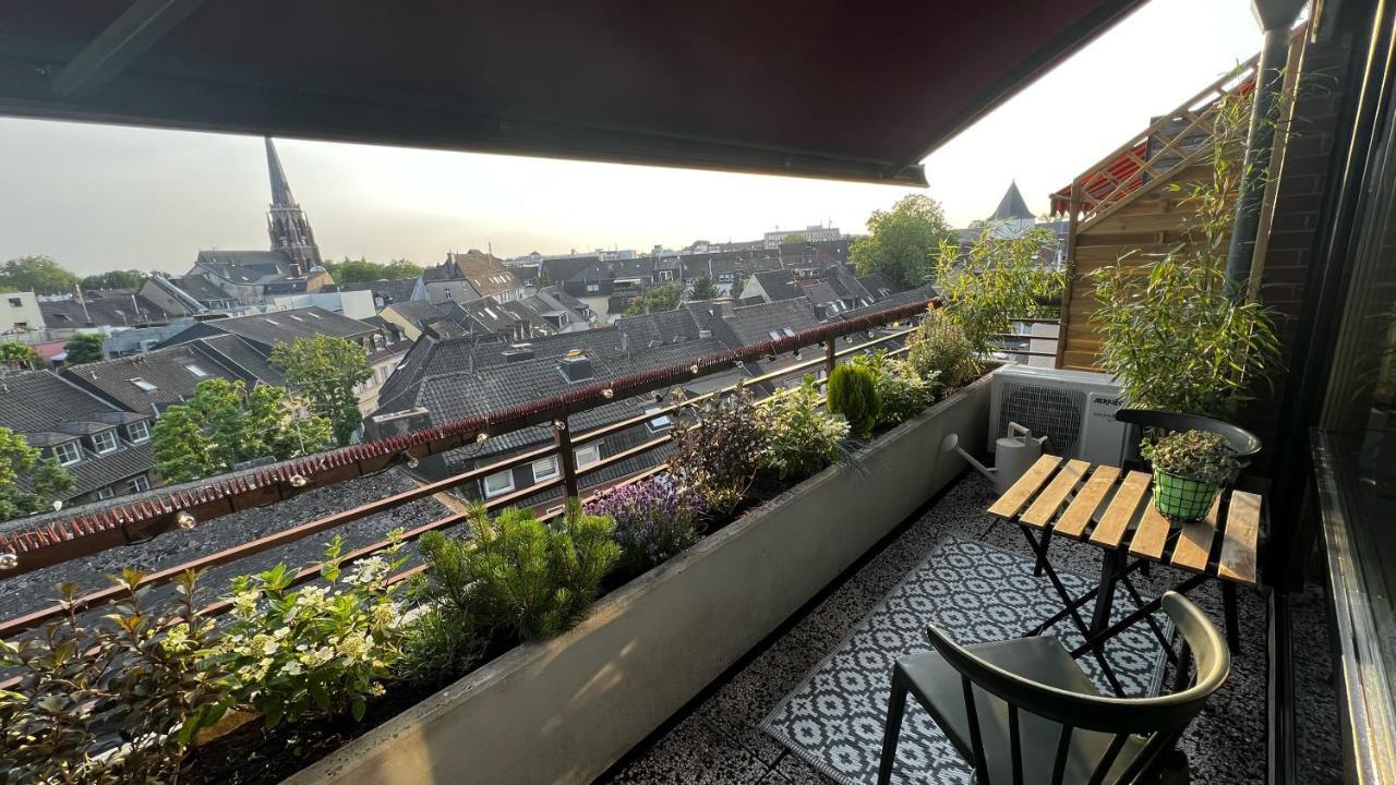 Bostel 88 - Moderne Stadtwohnung Mit Klimaanlage Moers Esterno foto